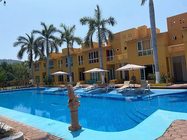 alberca- alberca-